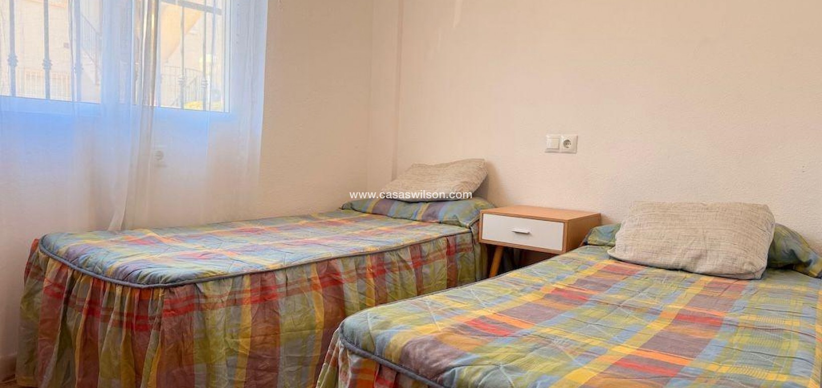 Sale - Bungalow - Orihuela Costa - Costa Blanca