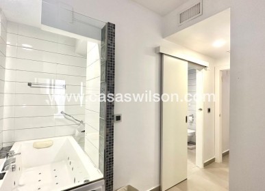 Sale - Appartement - Torrevieja