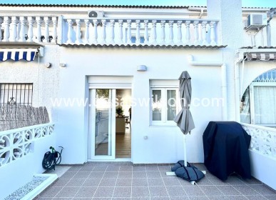 Sale - Townhouse - Torrevieja - Estacion De Autobuses
