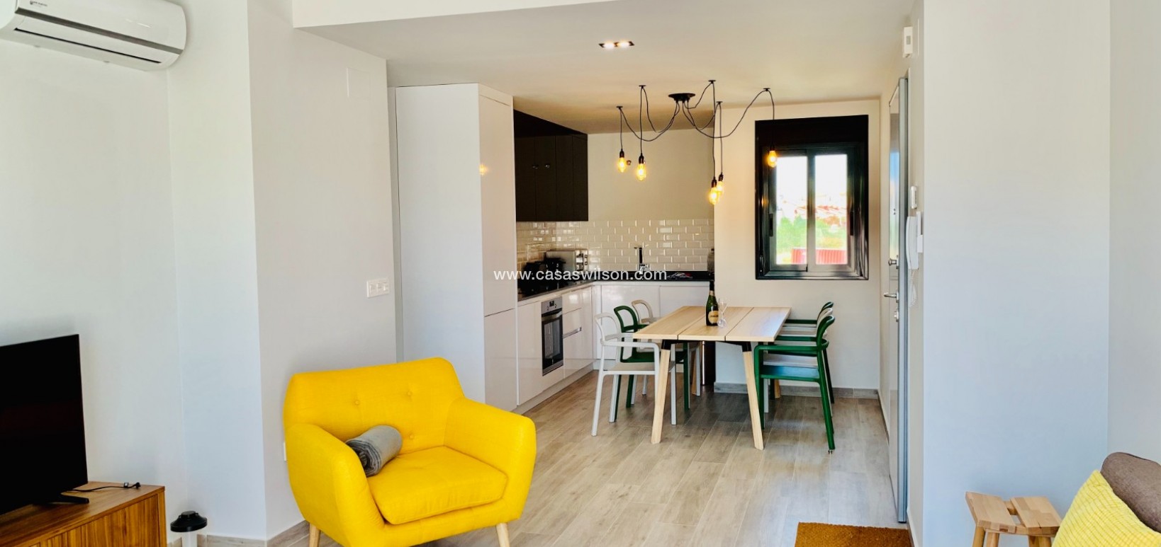 Sale - Apartment - San Miguel de Salinas - Inland