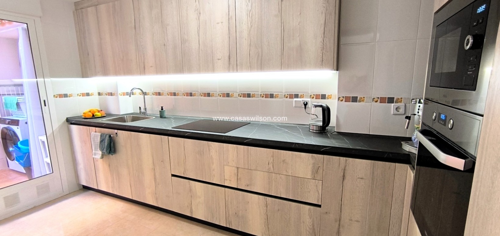 Venta - Adosado - Bigastro