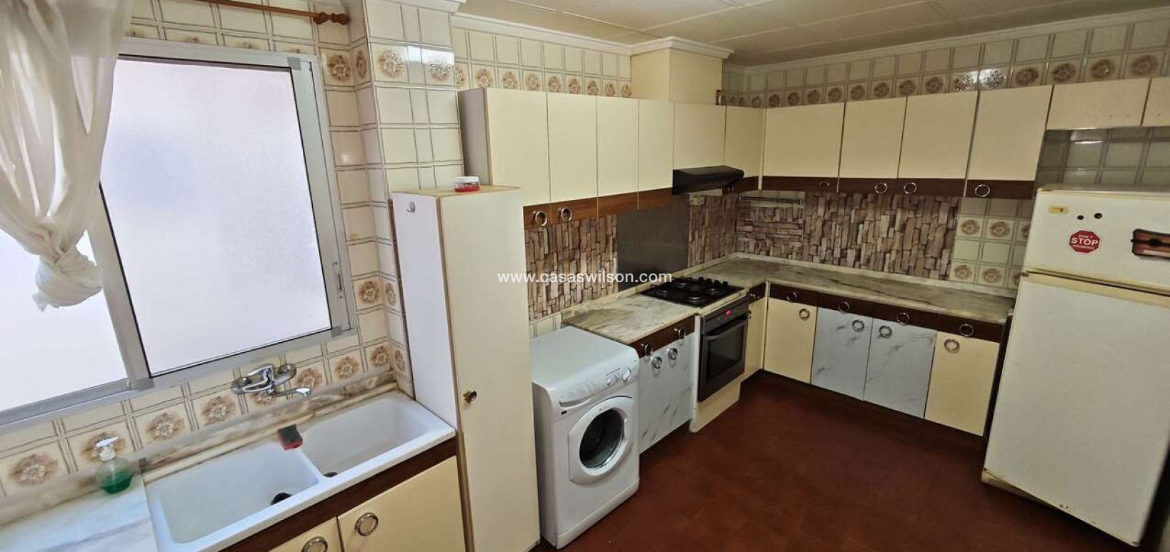 Sale - Apartment - Salinas - Inland