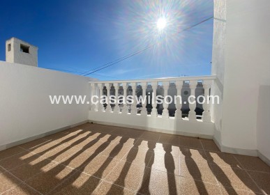 Sale - Townhouse - Torrevieja - Costa Blanca