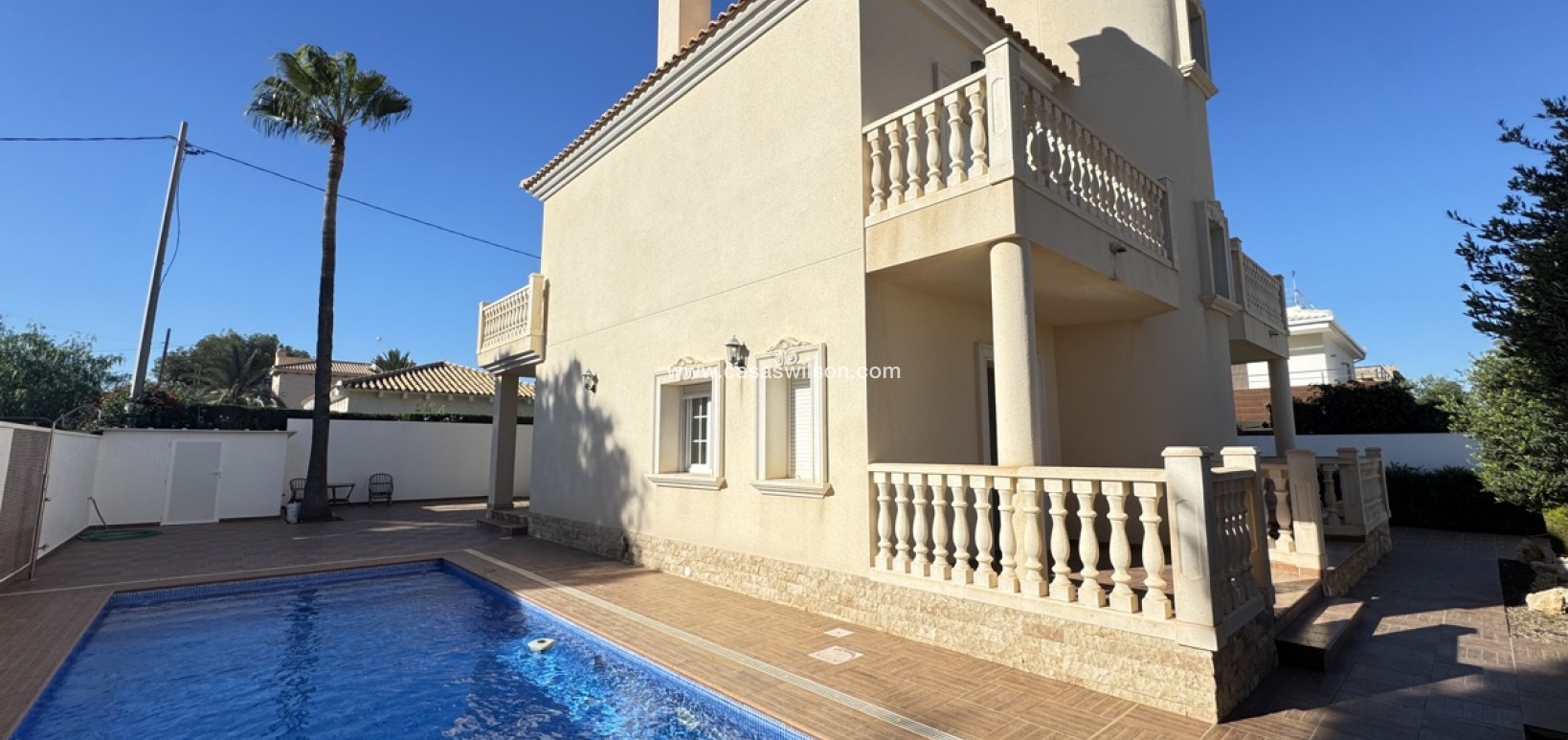 Sale - Villa - Cabo Roig