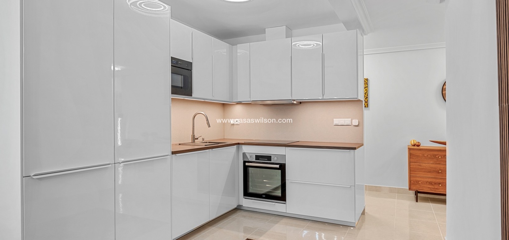 Sale - Apartment - Torrevieja - Playa del Cura