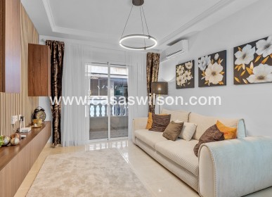 Sale - Apartment - Torrevieja - Playa del Cura