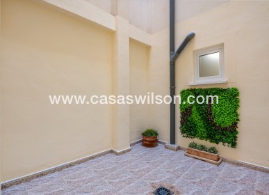 Sale - Apartment - Torrevieja - Playa del Cura