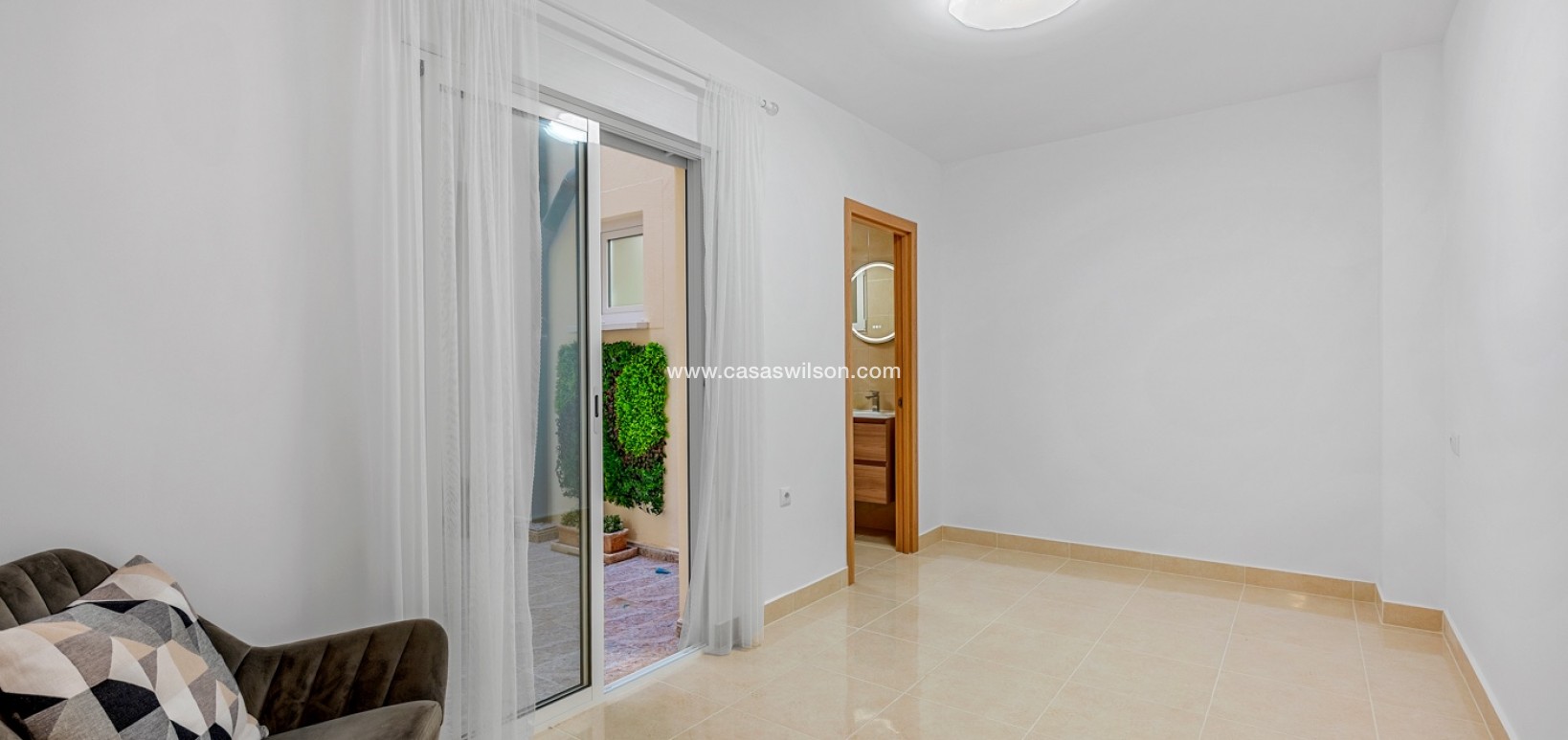 Sale - Apartment - Torrevieja - Playa del Cura