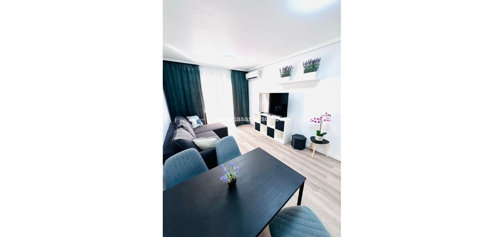 Sale - Apartment - Torrevieja - Centro - Muelle Pesquero