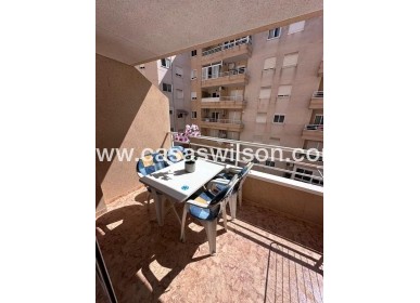 Sale - Apartment - Torrevieja - Centro - Muelle Pesquero