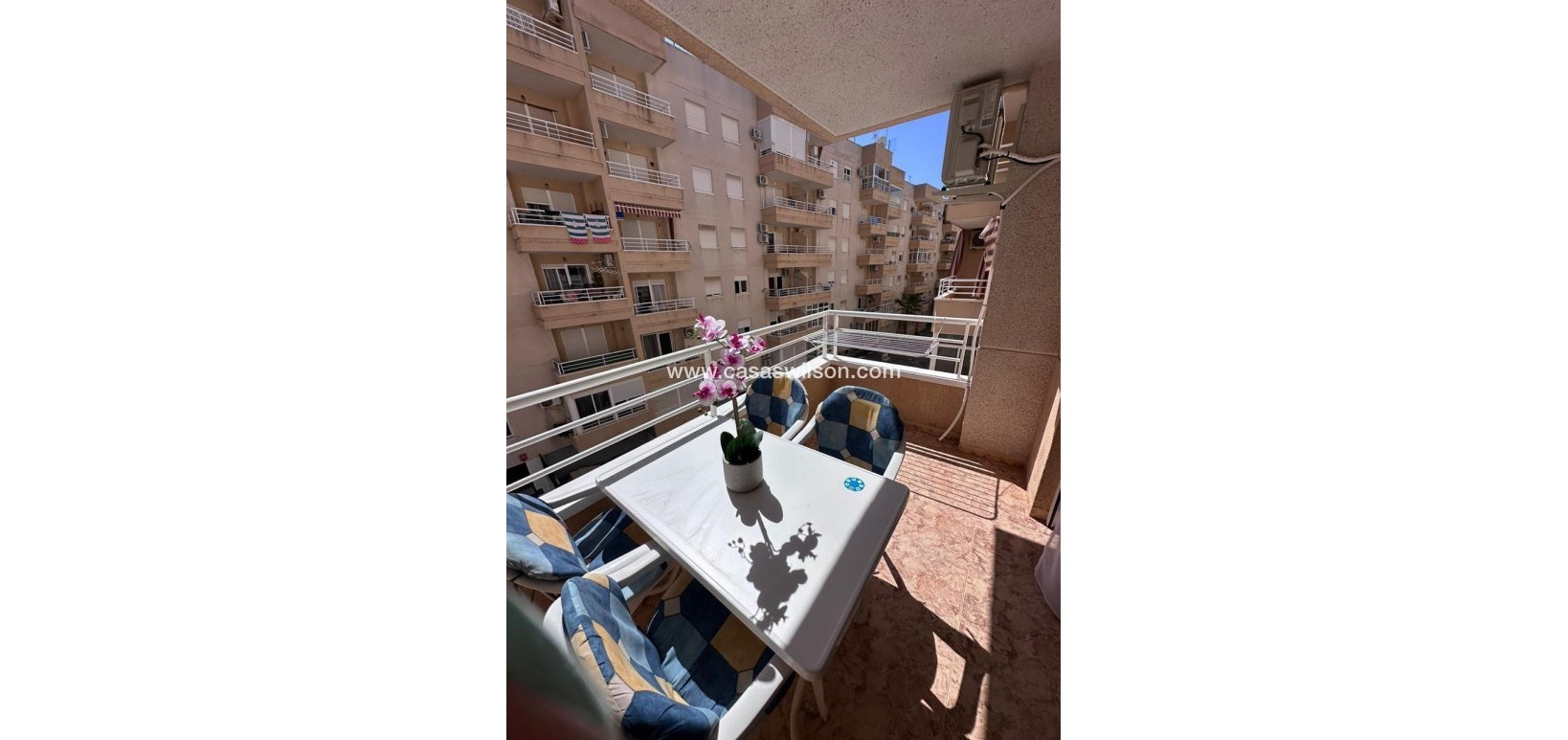 Sale - Apartment - Torrevieja - Centro - Muelle Pesquero