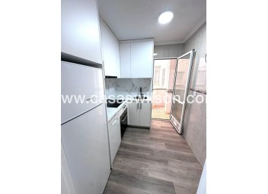 Sale - Apartment - Torrevieja - Centro - Muelle Pesquero