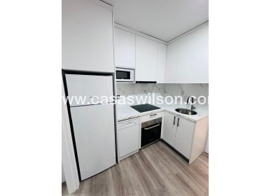 Sale - Apartment - Torrevieja - Centro - Muelle Pesquero