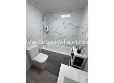 Sale - Apartment - Torrevieja - Centro - Muelle Pesquero