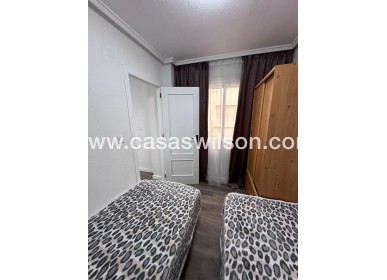 Sale - Apartment - Torrevieja - Centro - Muelle Pesquero