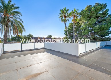 Sale - Villa - Campoamor