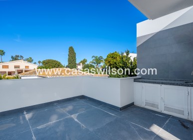 Sale - Villa - Campoamor