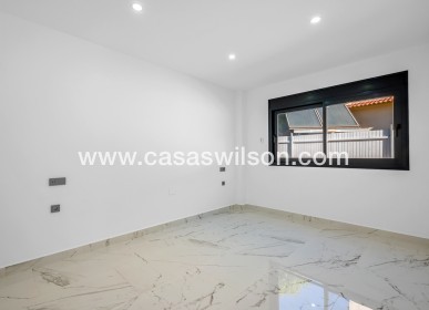 Sale - Villa - Campoamor