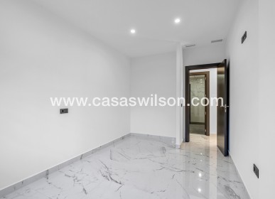 Sale - Villa - Campoamor