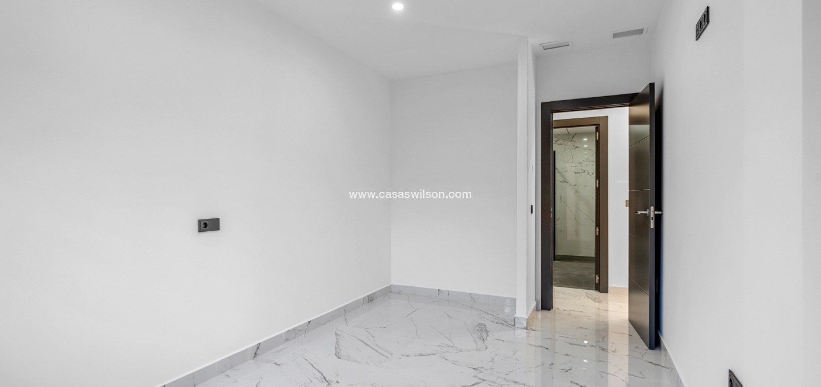 Sale - Villa - Campoamor