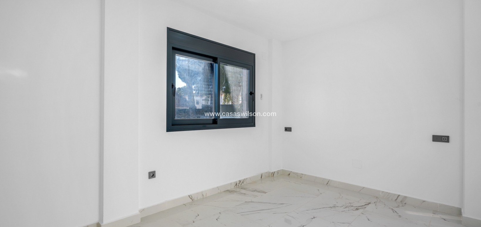 Sale - Villa - Campoamor