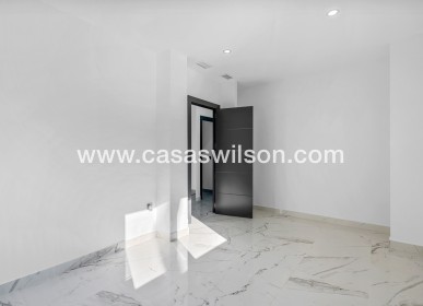 Sale - Villa - Campoamor