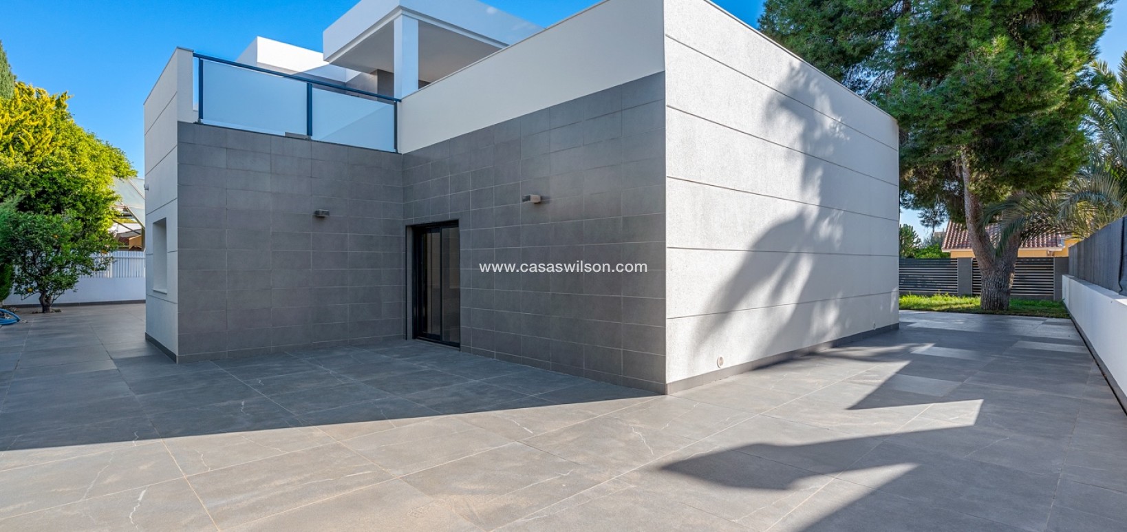 Sale - Villa - Campoamor