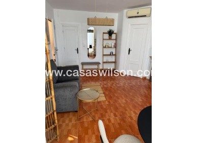 Sale - Bungalow Penthouse - Torrevieja - Punta prima