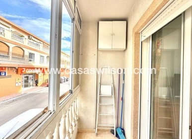 Sale - Apartment - Torrevieja - Centro