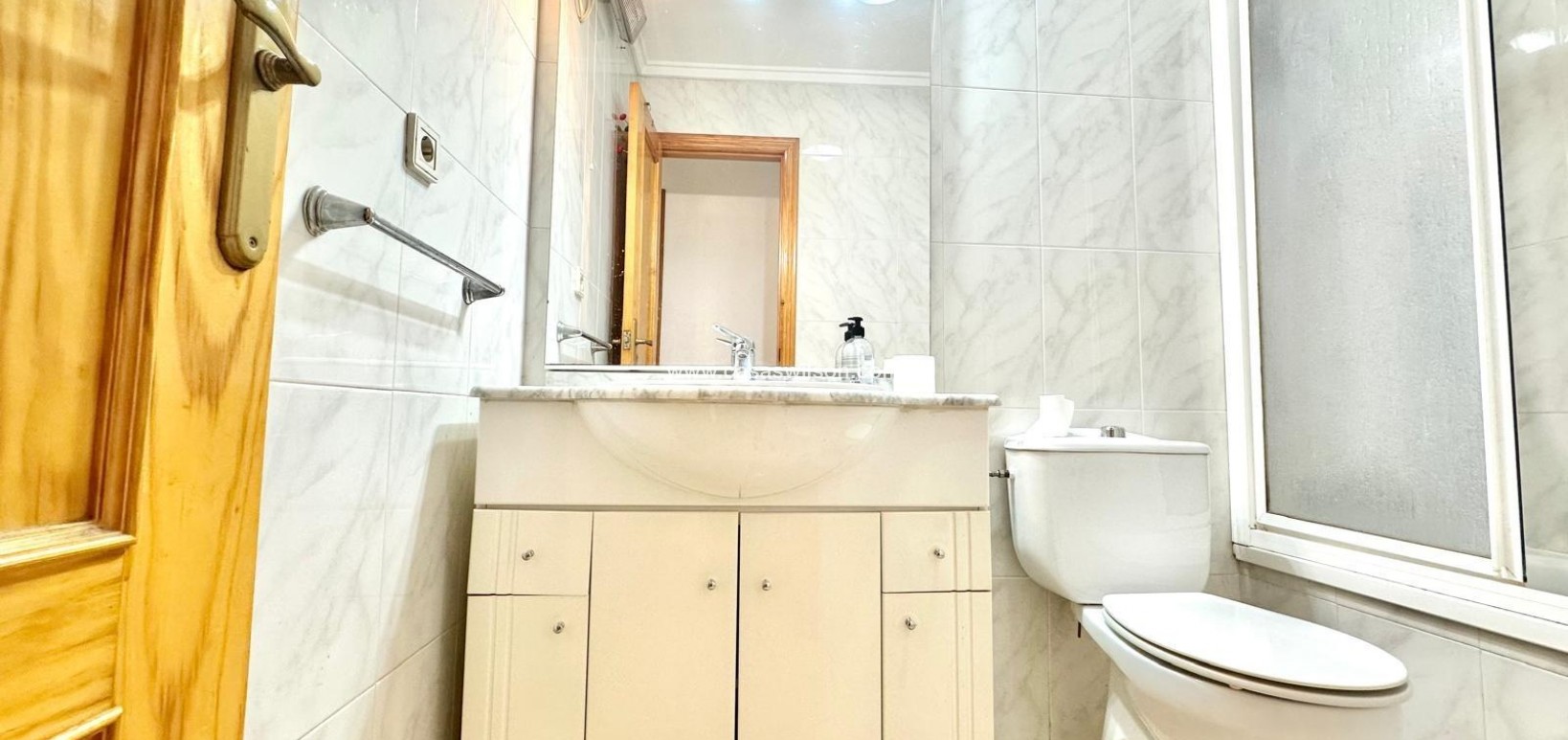 Sale - Apartment - Torrevieja - Centro