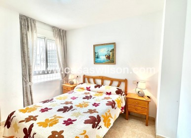 Sale - Apartment - Torrevieja - Centro