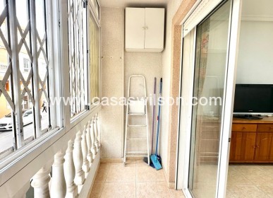 Sale - Apartment - Torrevieja - Centro