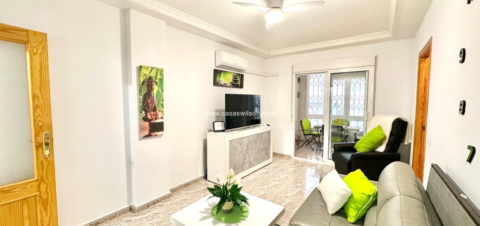 Sale - Apartment - Torrevieja - Centro