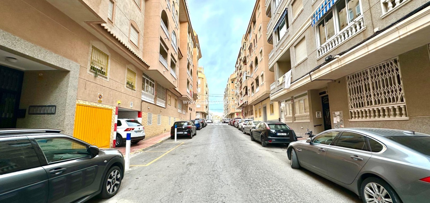 Sale - Apartment - Torrevieja - Centro