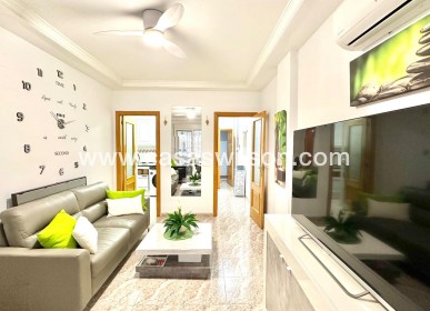 Sale - Apartment - Torrevieja - Centro