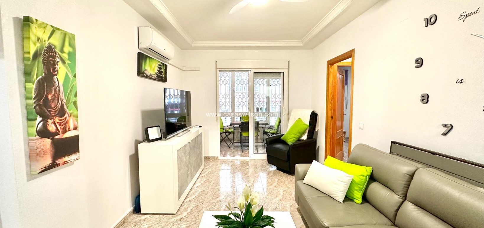 Sale - Apartment - Torrevieja - Centro