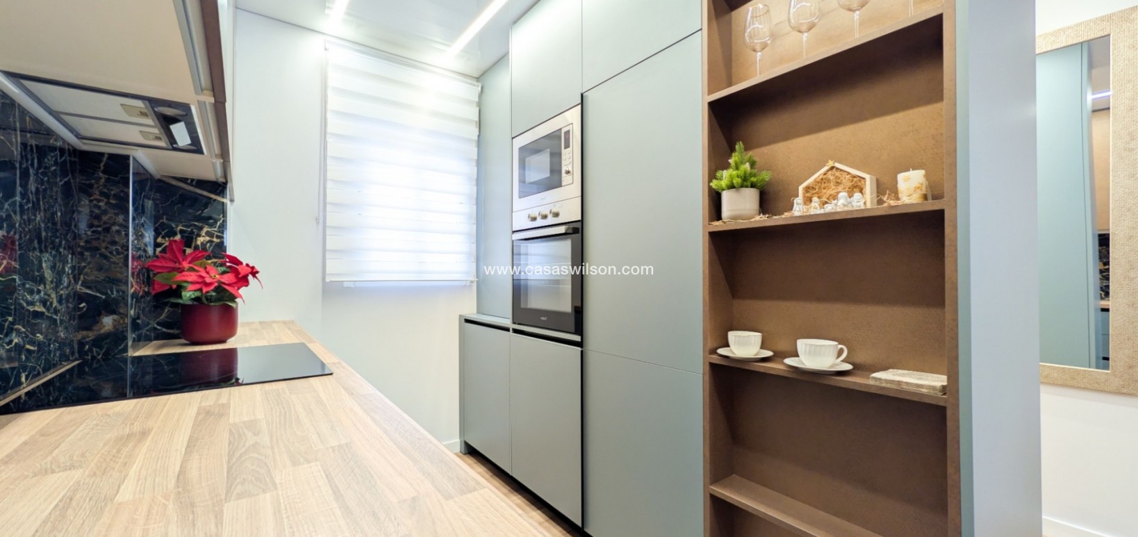 Sale - Apartment - Torrevieja - Costa Blanca