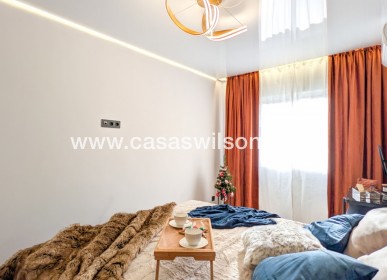Sale - Apartment - Torrevieja - Costa Blanca