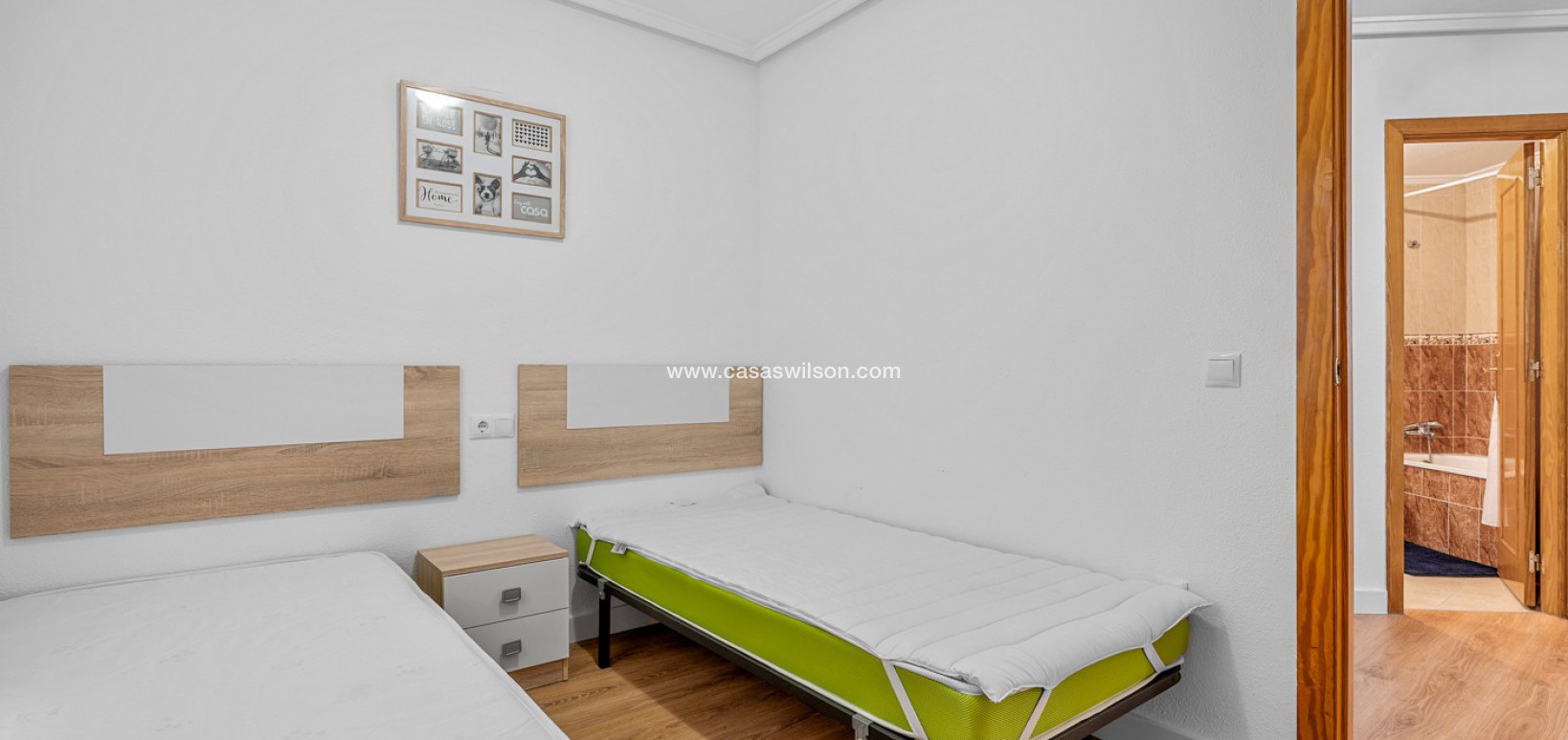 Sale - Apartment - Torrevieja - Costa Blanca