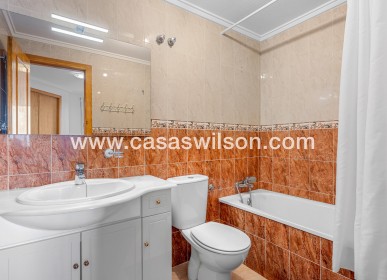 Sale - Apartment - Torrevieja - Costa Blanca