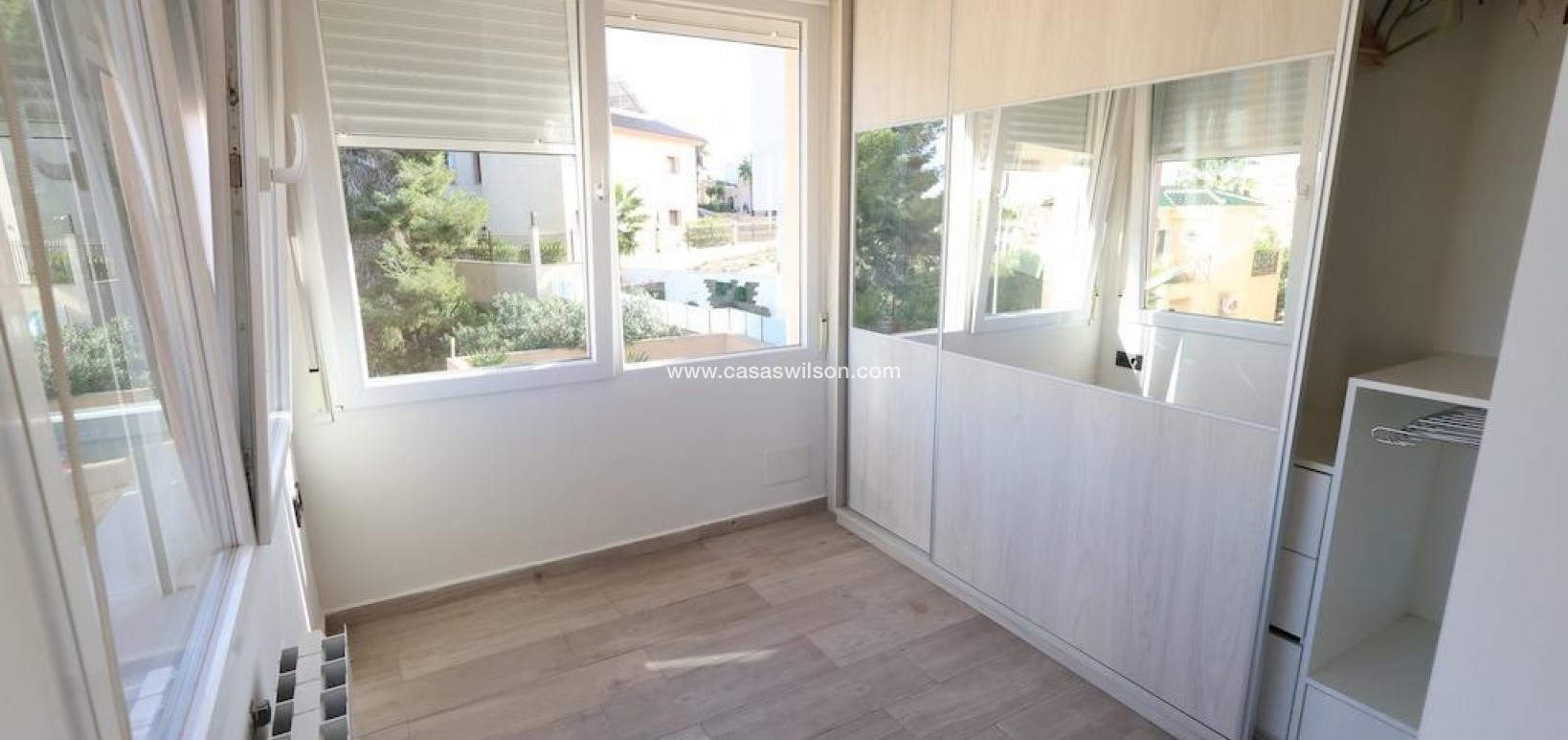 Sale - Villa - Orihuela Costa - Costa Blanca