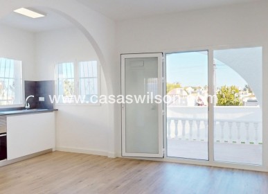 Sale - Bungalow - Orihuela Costa - Costa Blanca