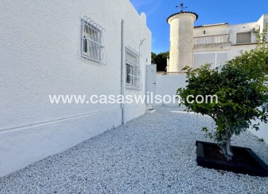 Sale - Bungalow - Orihuela Costa - Costa Blanca