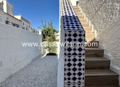 Sale - Bungalow - Orihuela Costa - Costa Blanca
