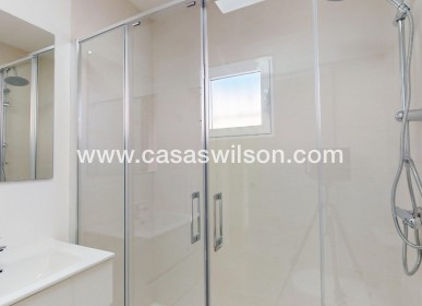 Sale - Bungalow - Orihuela Costa - Costa Blanca