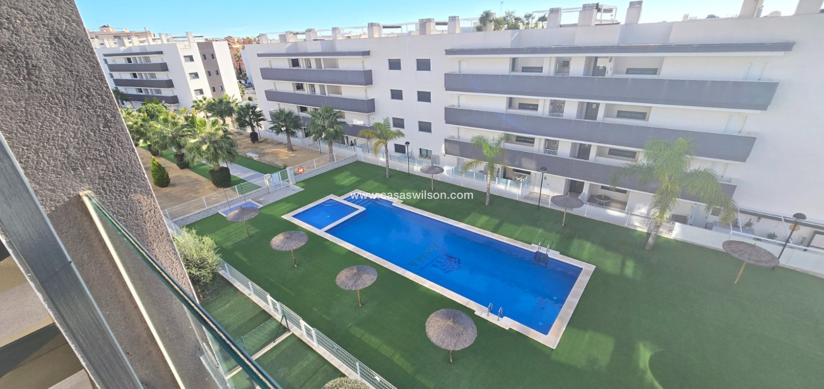 Sale - Apartment / Flat * - Orihuela Costa - Villamartín *