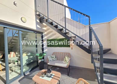 Sale - Apartment / Flat * - Orihuela Costa - Villamartín *