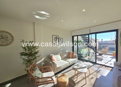 Sale - Apartment / Flat * - Orihuela Costa - Villamartín *