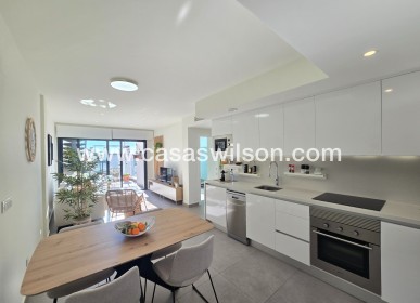 Sale - Apartment / Flat * - Orihuela Costa - Villamartín *