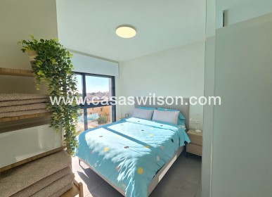 Sale - Apartment / Flat * - Orihuela Costa - Villamartín *